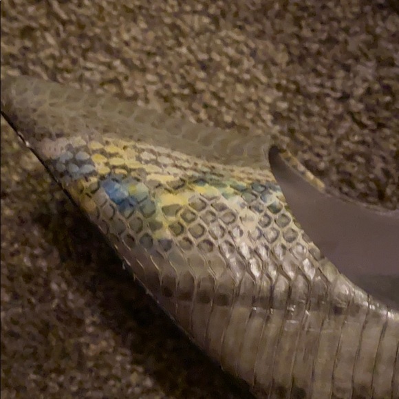 Kenneth Cole Faux Snake Skin Pointed-Toe Heels - Picture 2 of 2